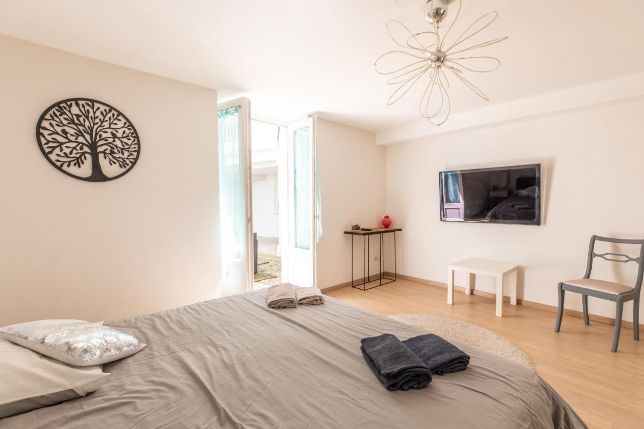 Charme Cosy Confort - Thermes Apartment วิชี ภายนอก รูปภาพ